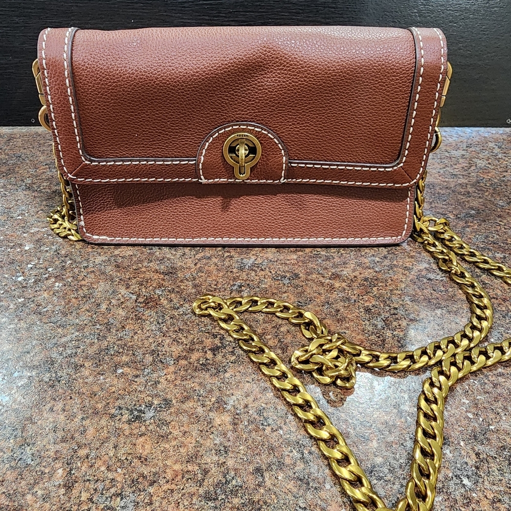 Fossil Brand Brown Ainsley Clutch On A Chain